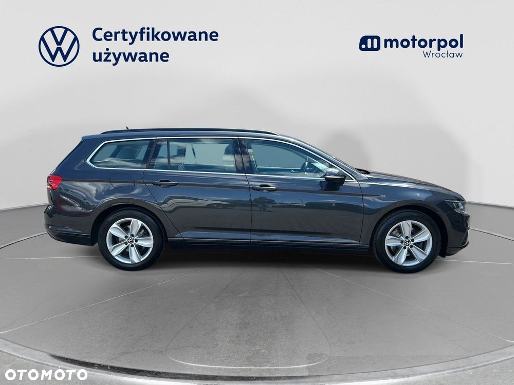 Volkswagen Passat Variant 2.0 TSI Business DSG - 16