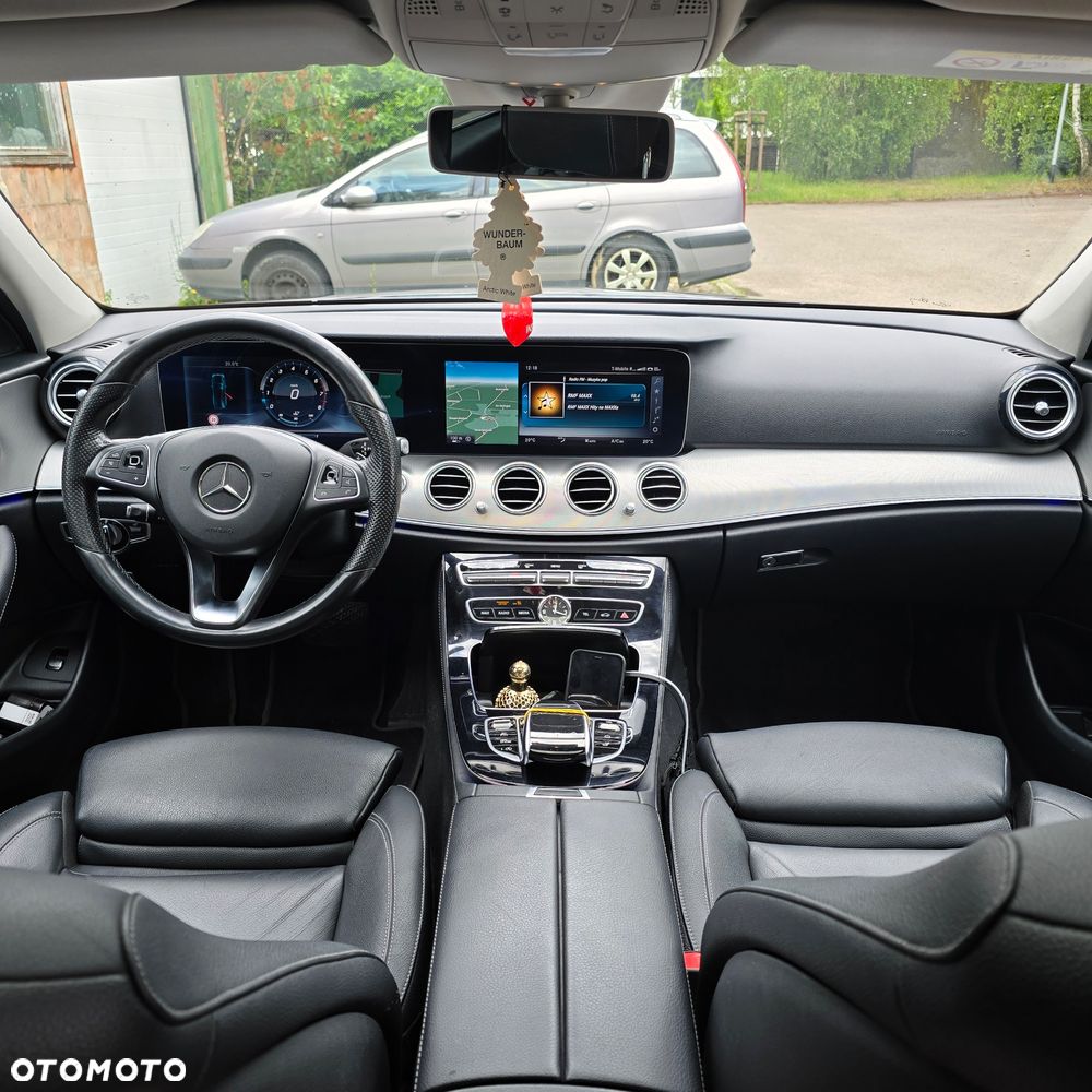 Mercedes-Benz Klasa E 400 4-Matic 9G-TRONIC - 9