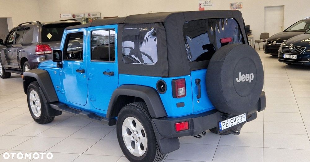 Jeep Wrangler - 8