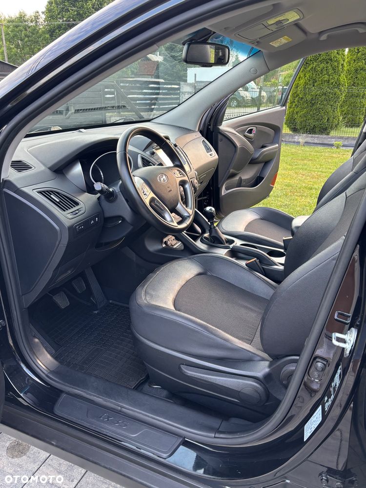 Hyundai ix35 1.6 2WD Fifa World Cup Edition - 23