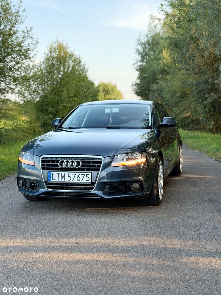 Audi A4 Limousine - 3