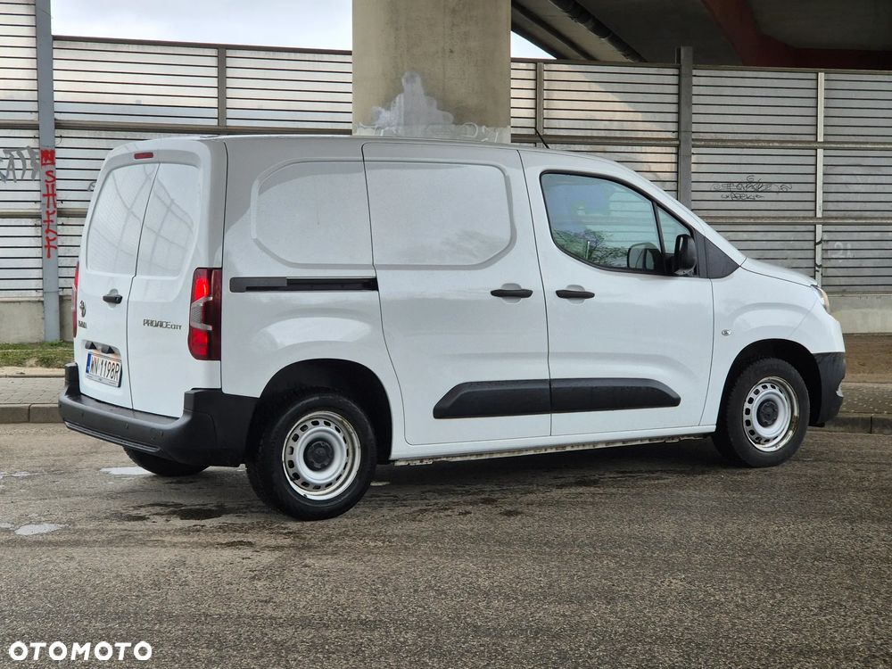 Toyota Proace City - 17