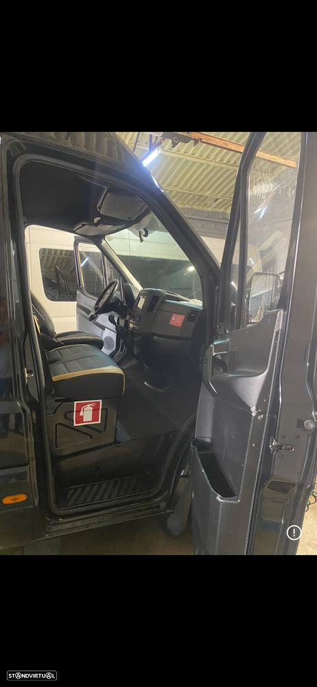 Mercedes-Benz Sprinter - 12