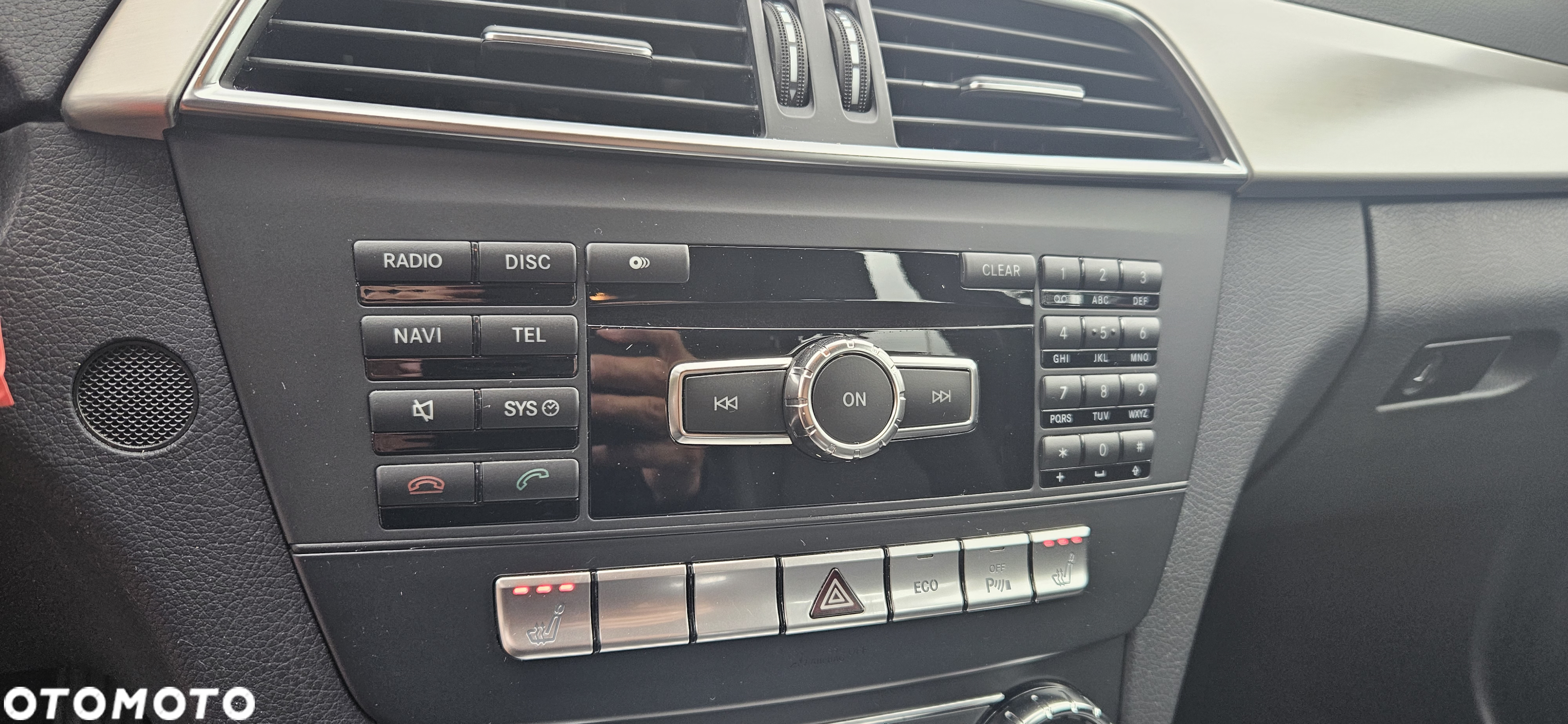 Mercedes-Benz Klasa C 180 T CGI Automatik BlueEFFICIENCY Avantgarde - 33