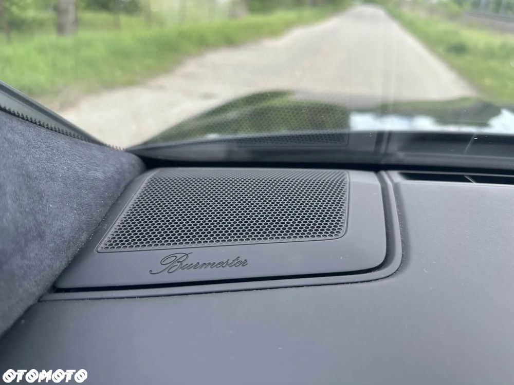 Porsche Cayenne - 35