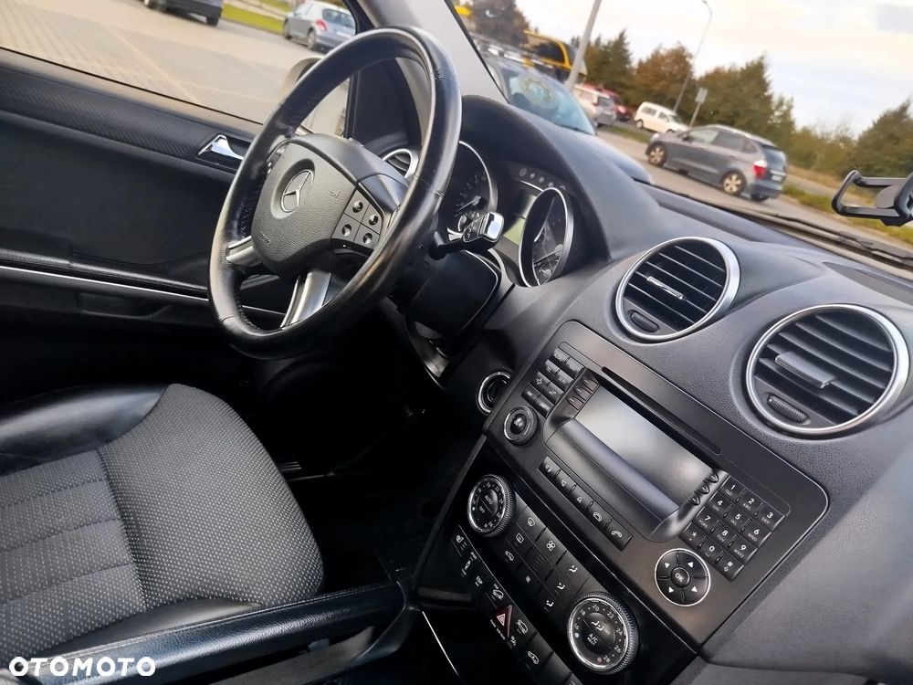 Mercedes-Benz ML 320 CDI 4Matic 7G-TRONIC - 39