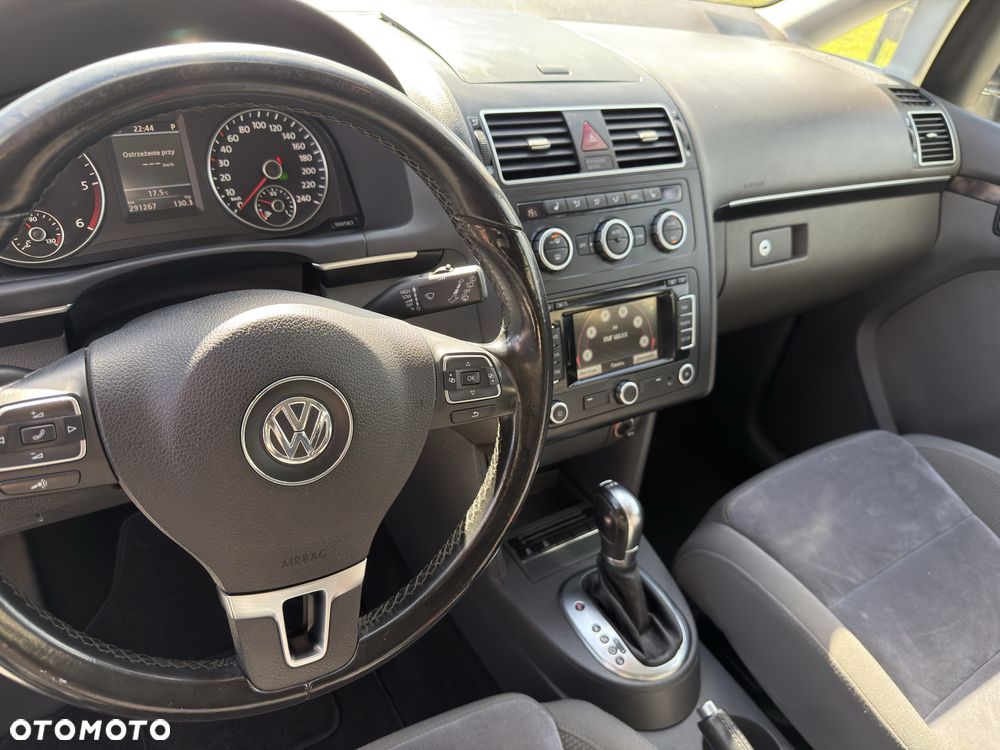 Volkswagen Touran - 7