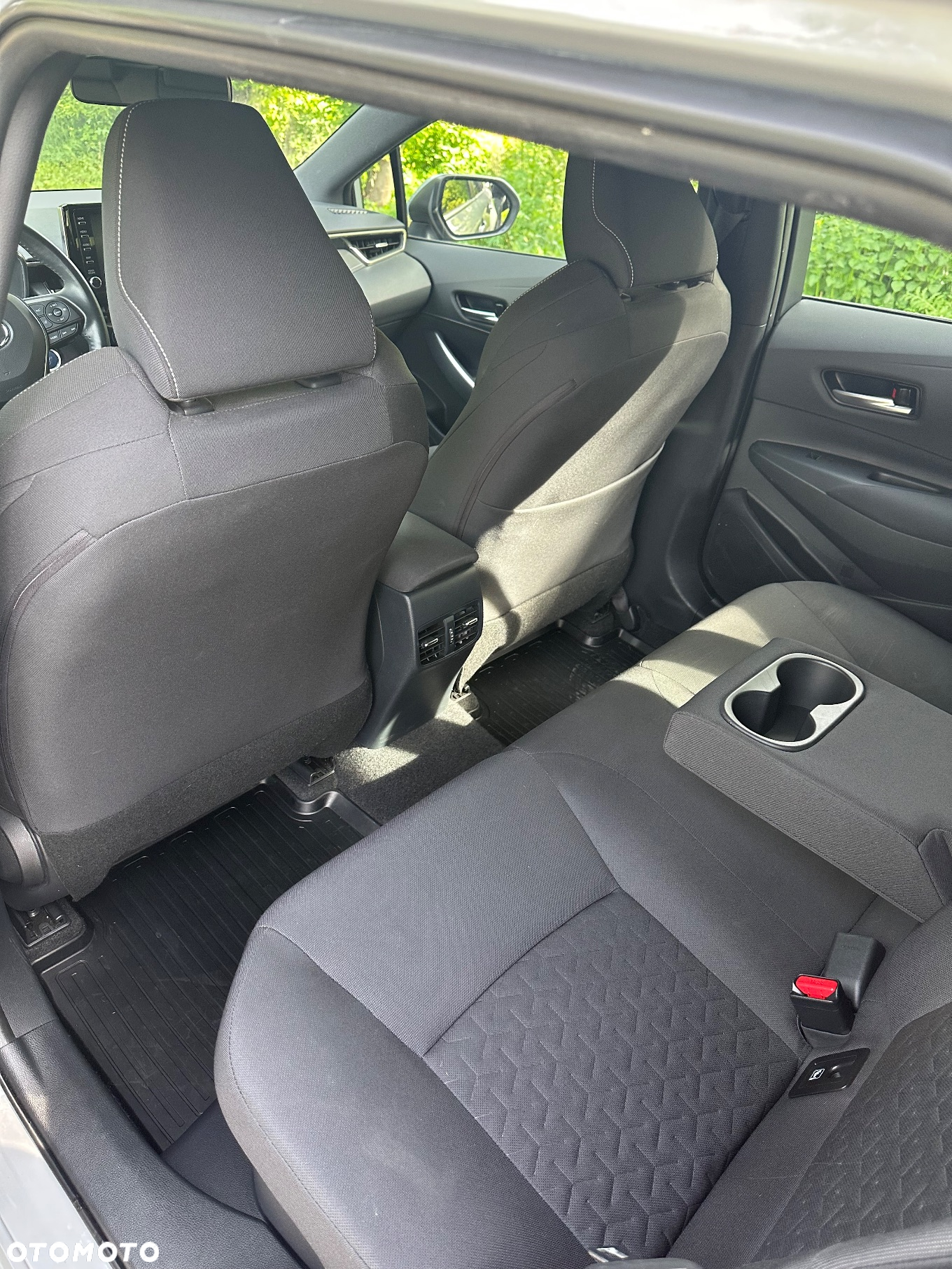 Toyota Corolla 2.0 Hybrid Comfort - 6