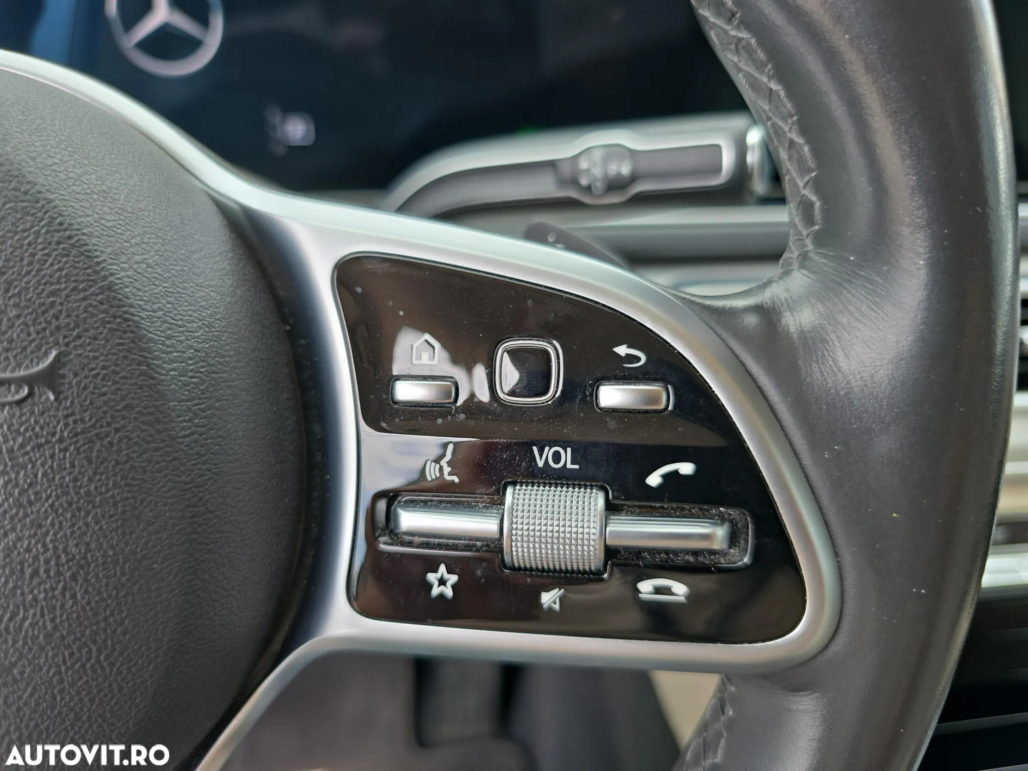 Mercedes-Benz GLE - 14