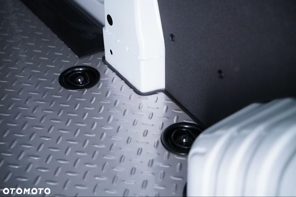 Maxus Deliver 7 L2H1 - 11