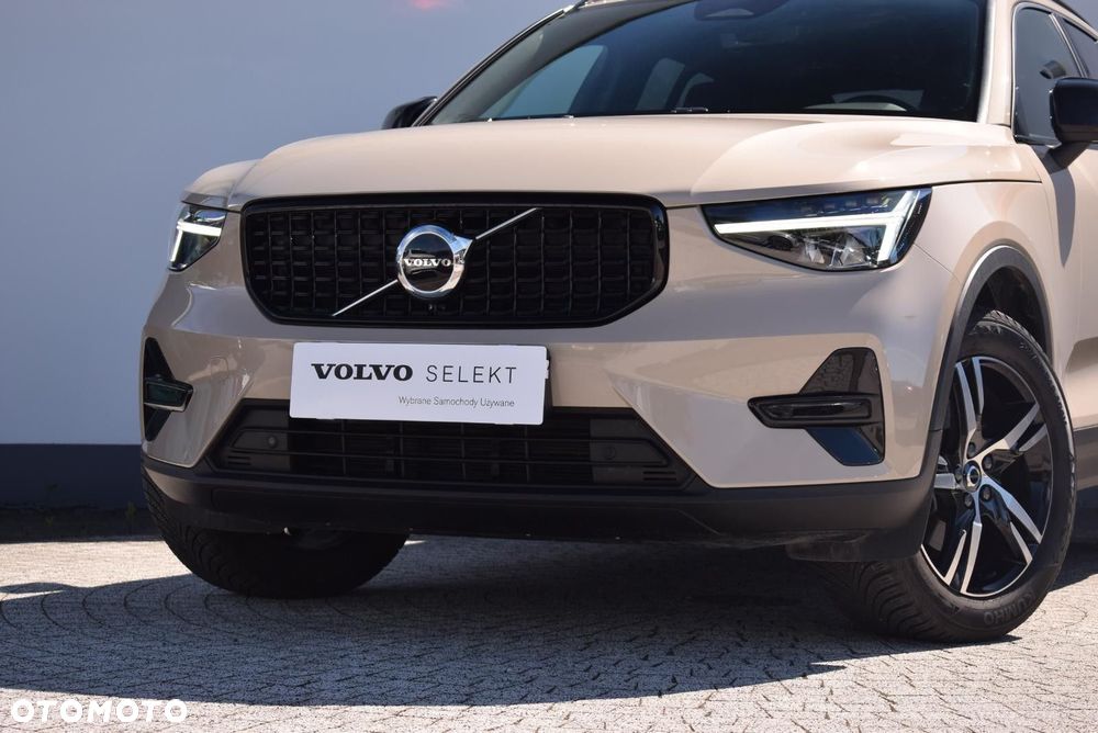 Volvo XC 40 - 4