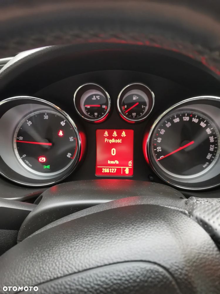 Opel Insignia 2.0 CDTI Sport - 22