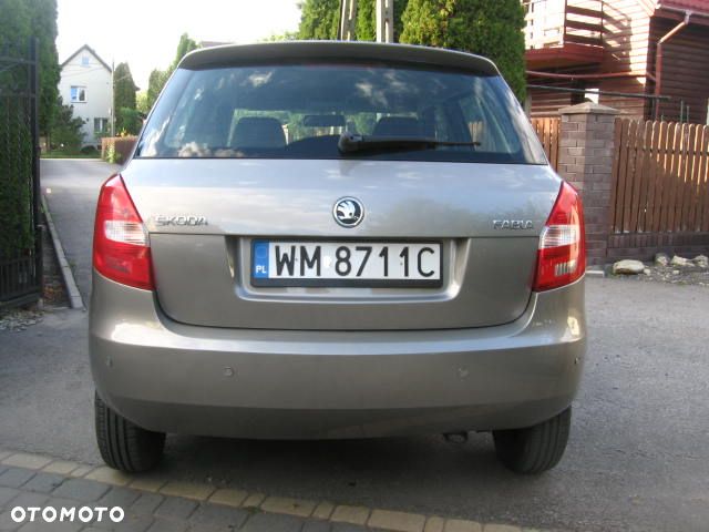 Skoda Fabia 1.4 16V Ambition - 10