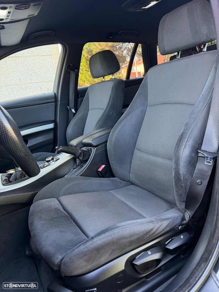 BMW 318 d Navigation Sport - 6