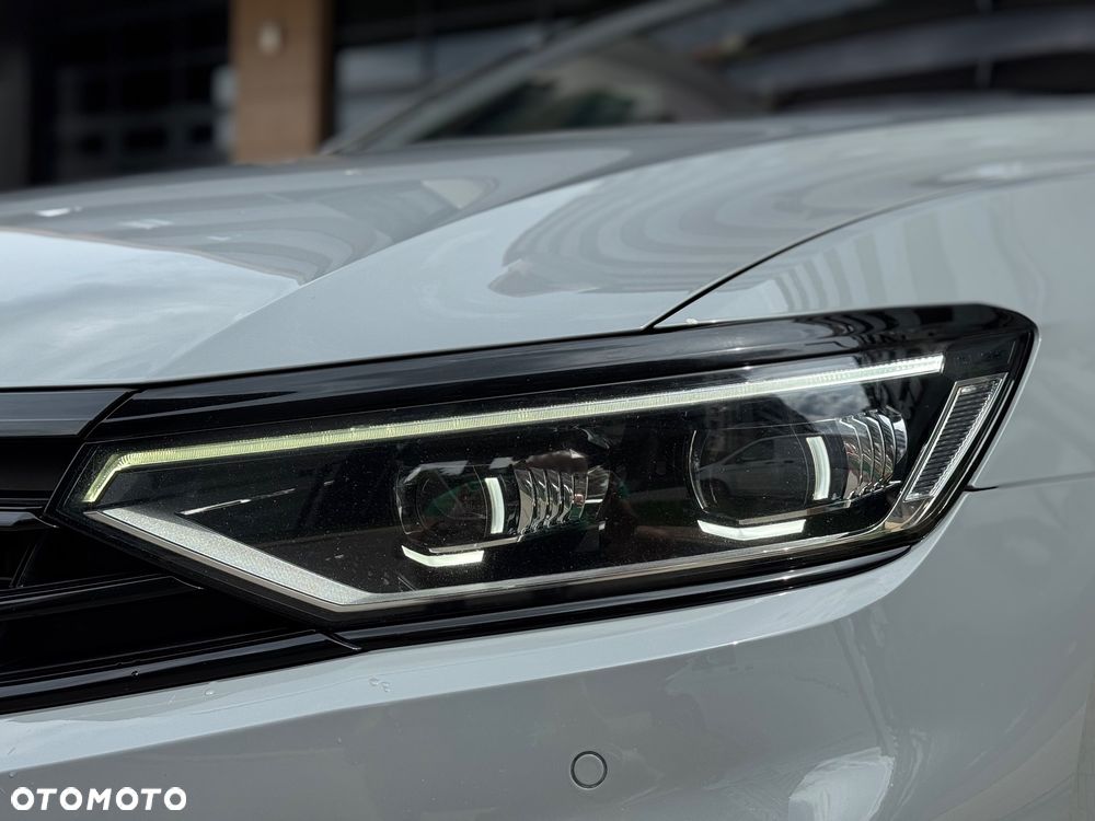 Volkswagen Passat - 7