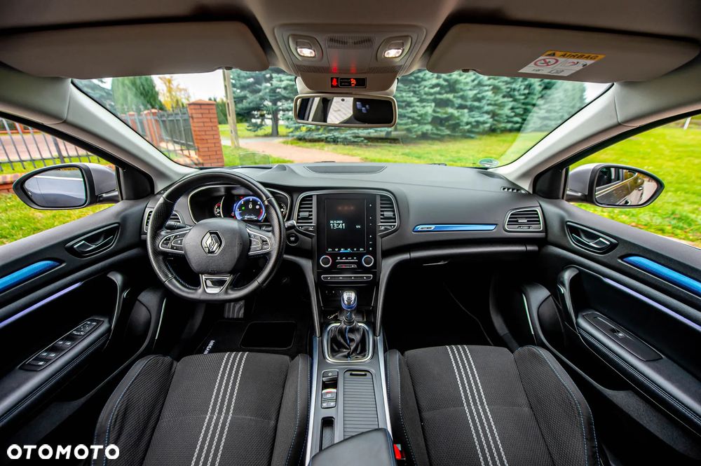 Renault Megane ENERGY dCi 130 GT LINE - 29