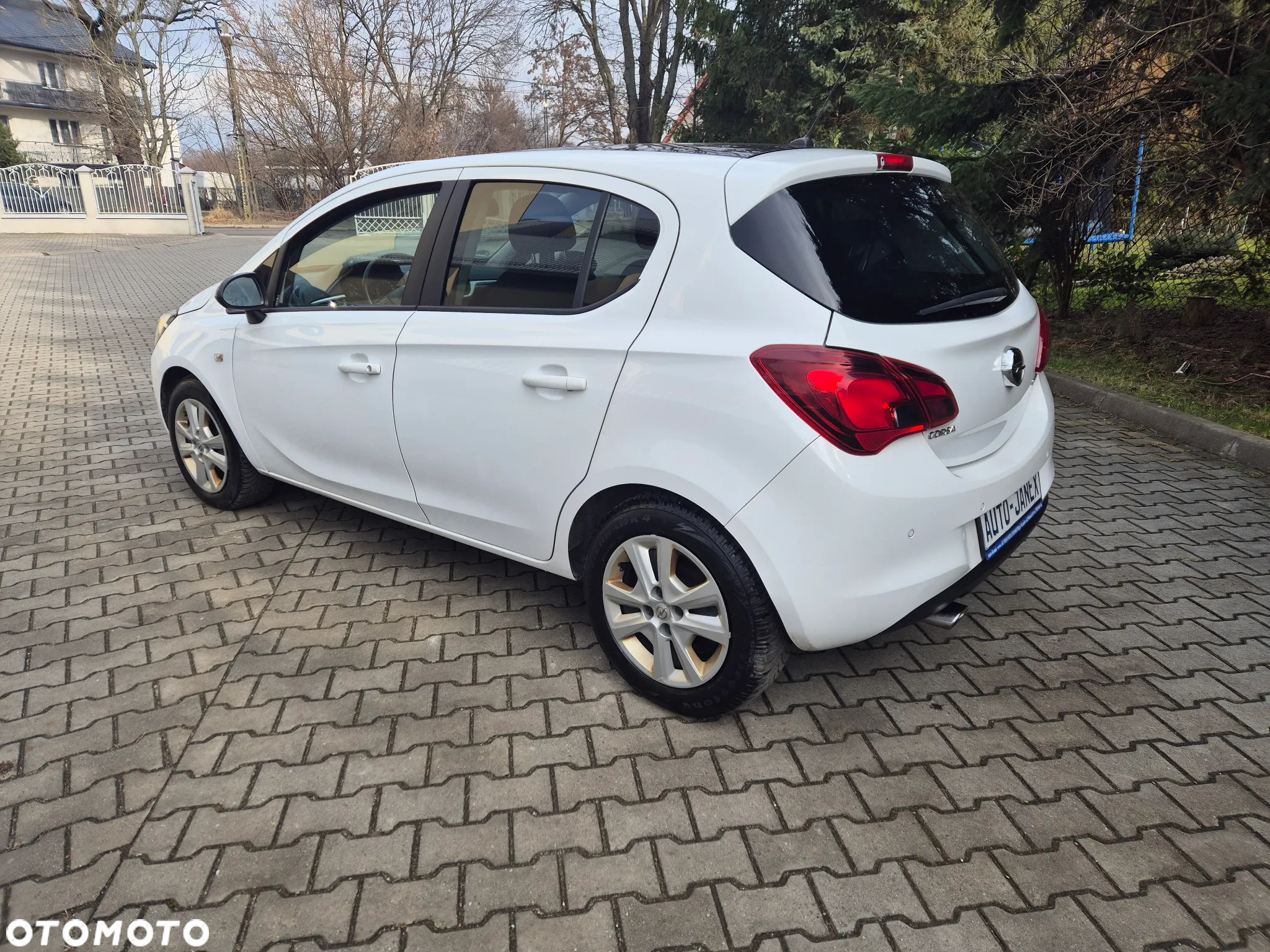 Opel Corsa 1.4 16V 150 Jahre - 5
