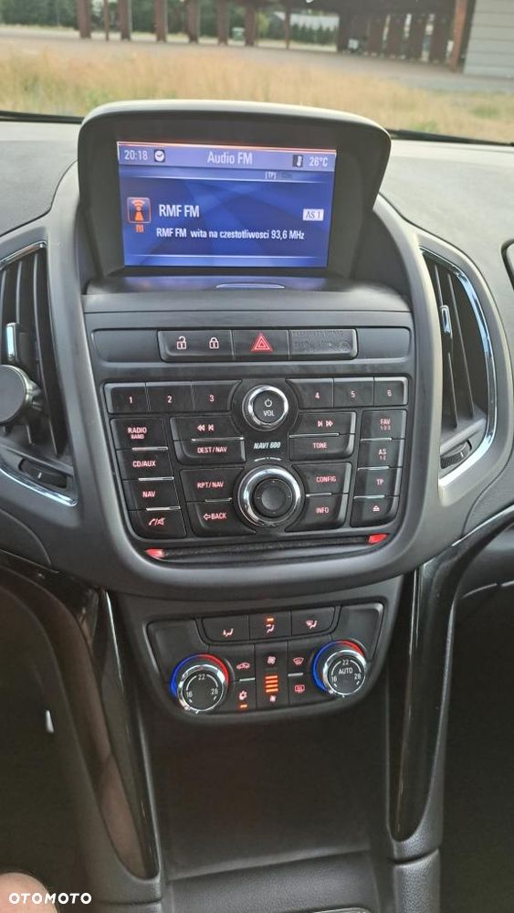 Opel Zafira - 16