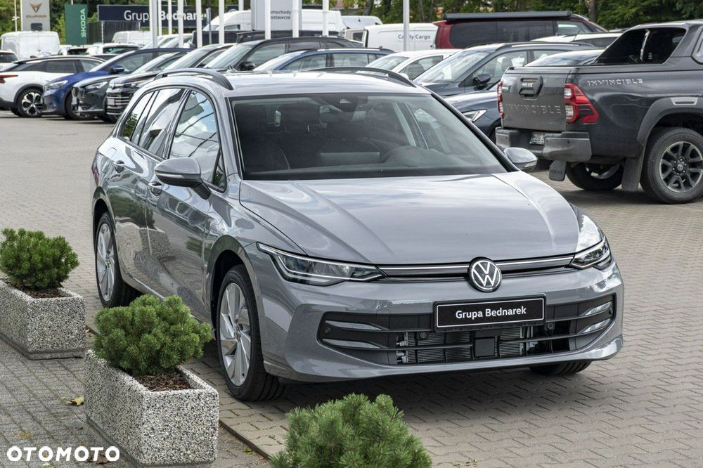 Volkswagen Golf - 5