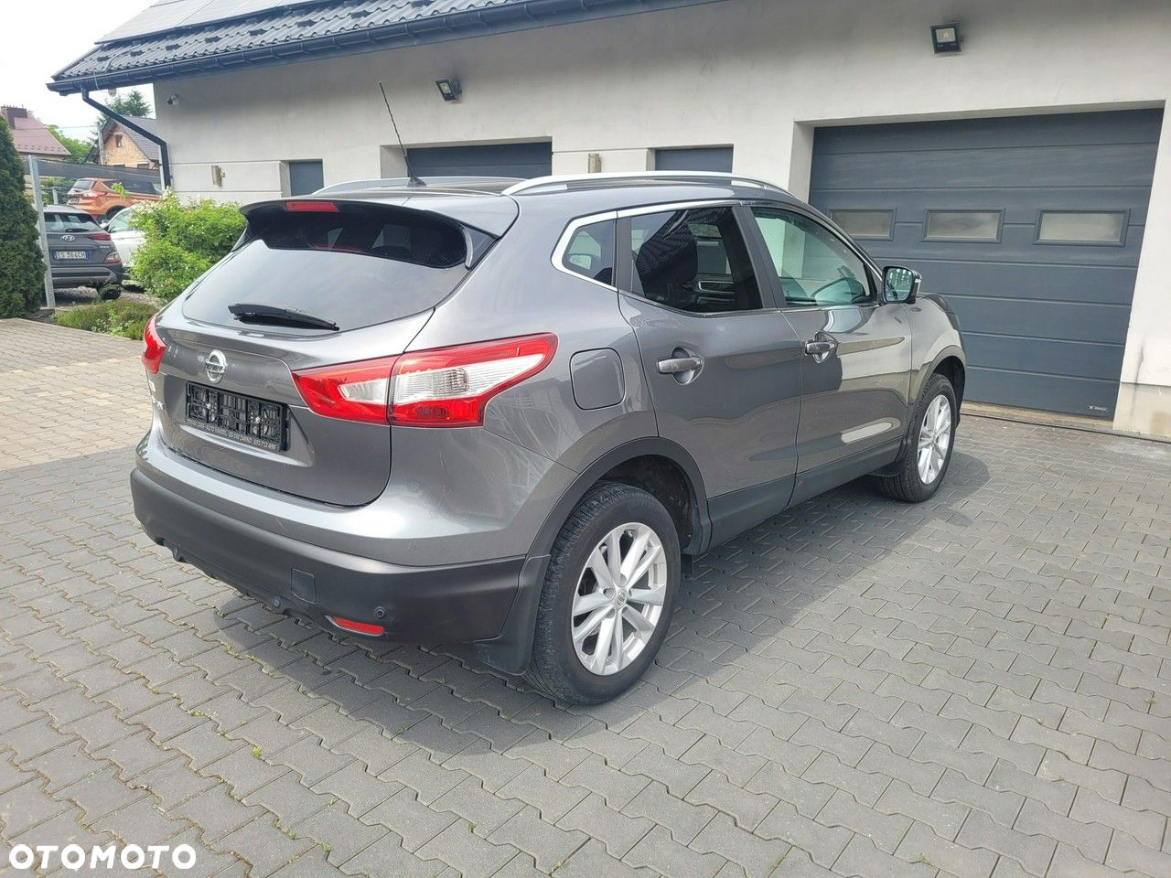 Nissan Qashqai - 8