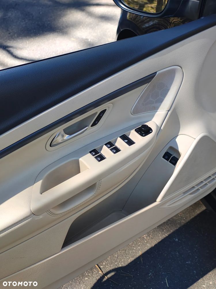 Volkswagen Eos - 32