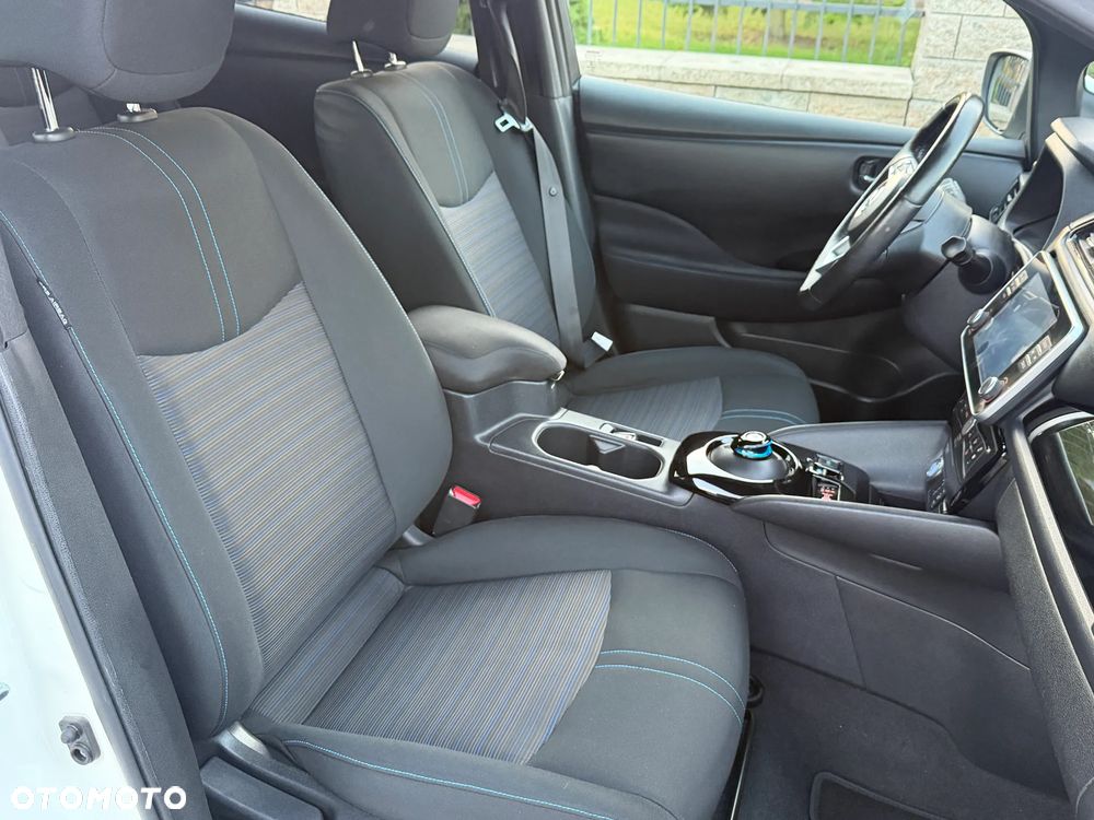 Nissan Leaf 40kWh Tekna - 10
