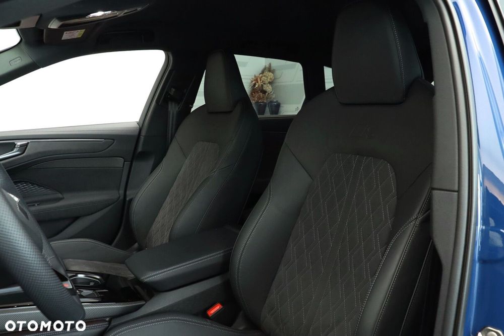 Audi A6 Avant - 26
