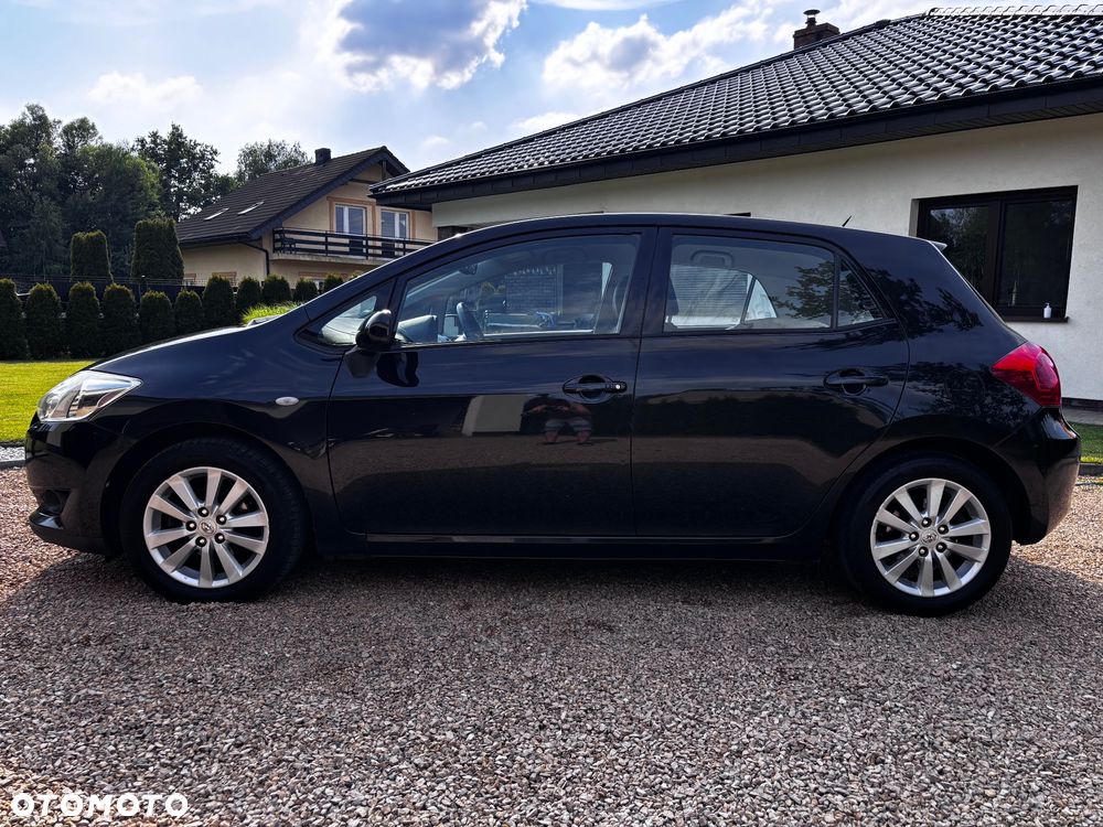 Toyota Auris 1.6 Executive - 5