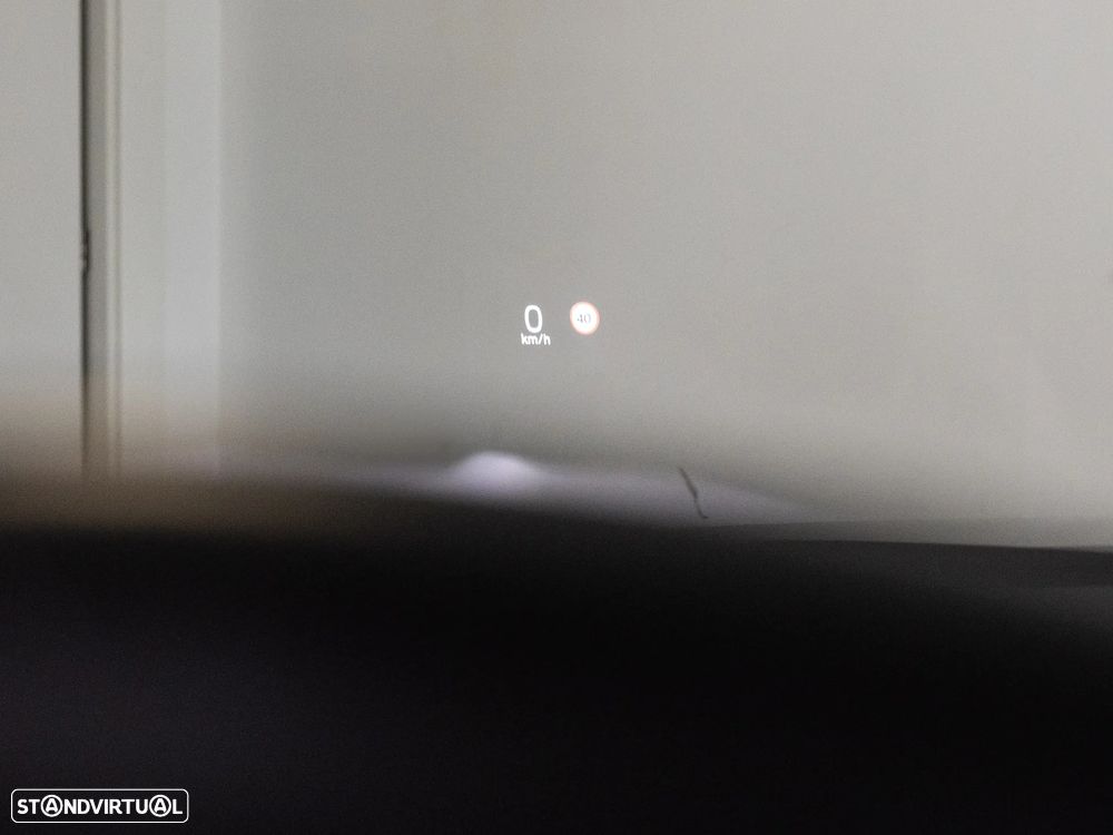 Volvo V90 2.0 D5 Momentum AWD Geartronic - 28