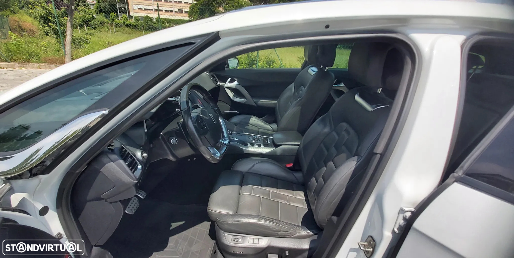 Citroën DS5 HDi 165 Aut. Chic - 9