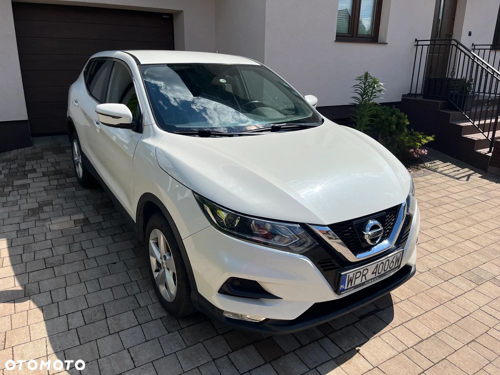 Nissan Qashqai - 1