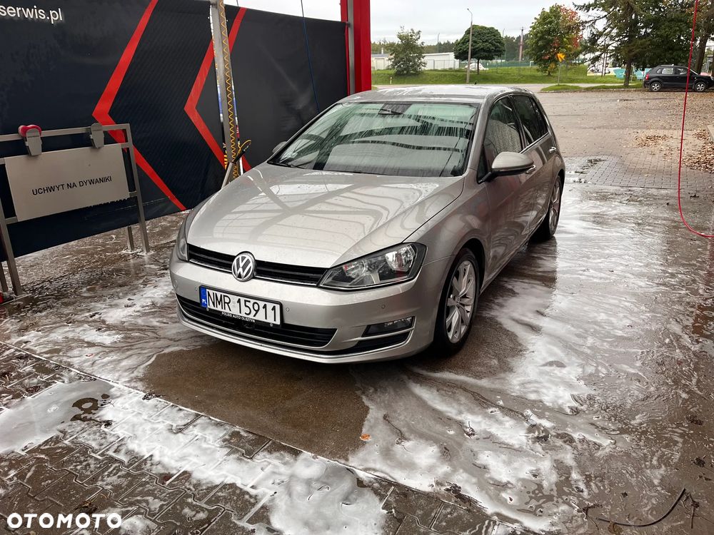 Volkswagen Golf 2.0 TDI BlueMotion Technology DSG Highline - 8