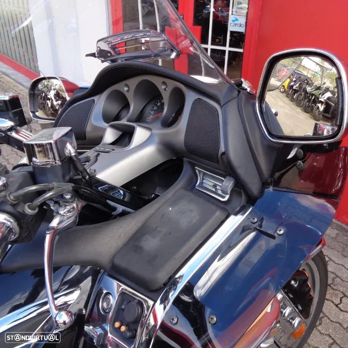 Honda Goldwing - 8