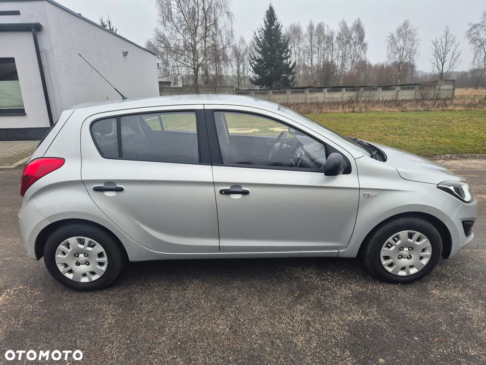 Hyundai i20 1.2 - 6