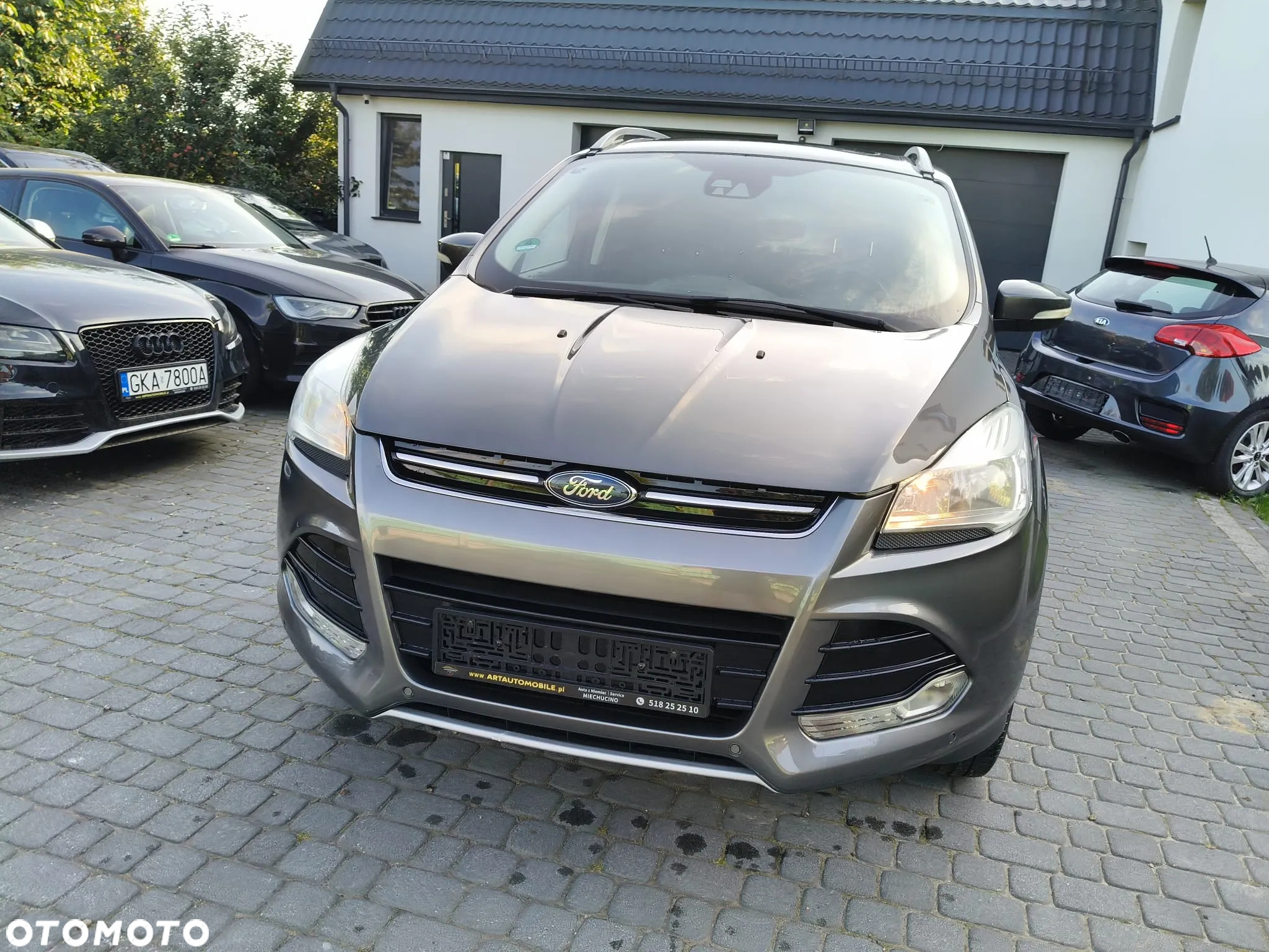 Ford Kuga 2.0 TDCi 4WD Titanium - 4