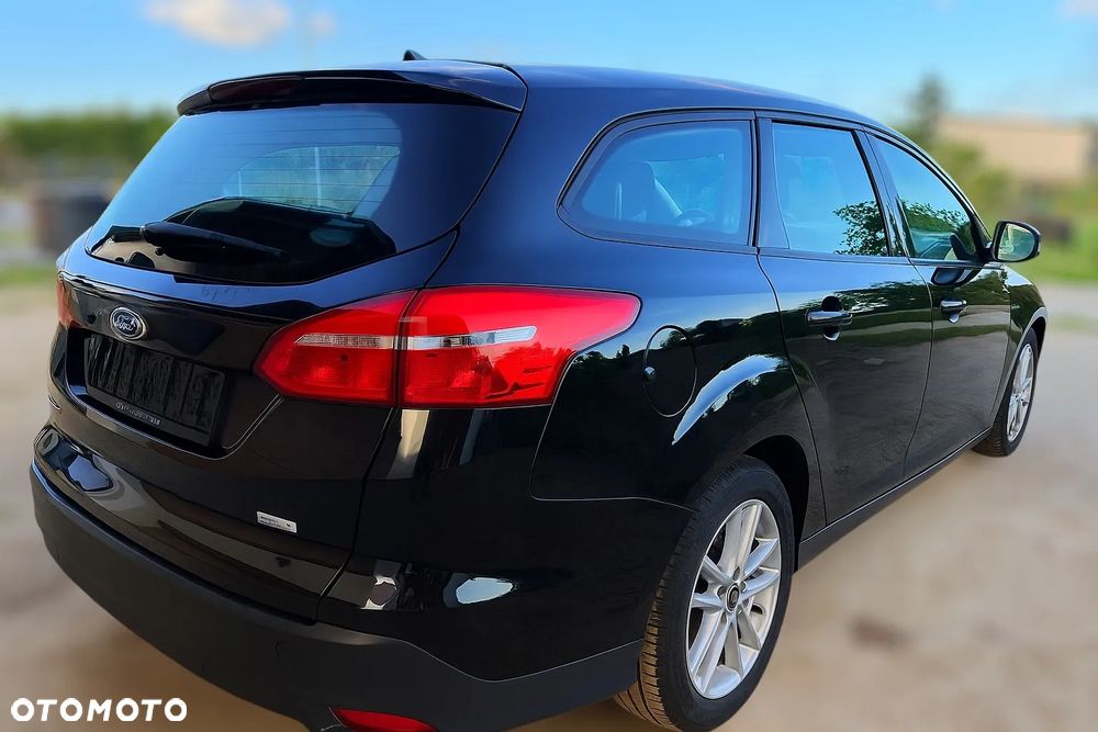 Ford Focus 1.0 EcoBoost Black Edition ASS - 3