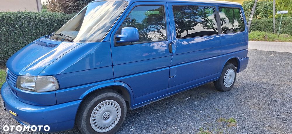Volkswagen Caravelle GL - 18
