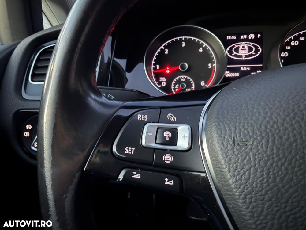 Volkswagen Golf 1.6 TDI SCR DSG Join - 28