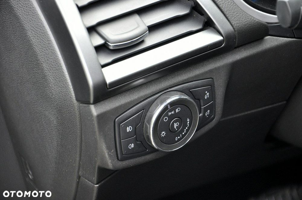 Ford Mondeo - 14