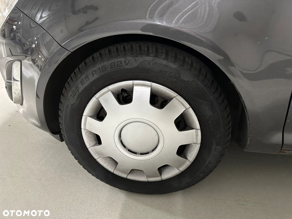 Opel Corsa 1.2 16V Cosmo - 7