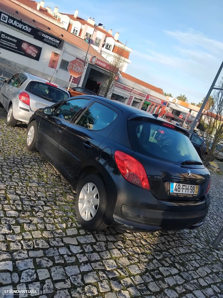 Peugeot 207 1.4 16V Trendy - 4