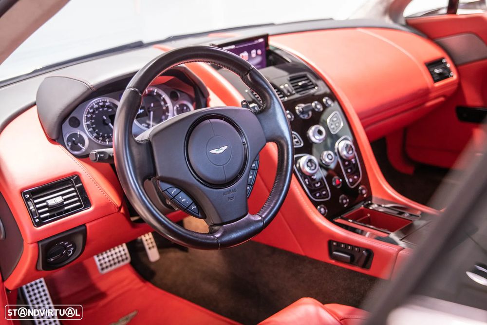 Aston Martin Vantage Coupe V8 S Sportshift - 18
