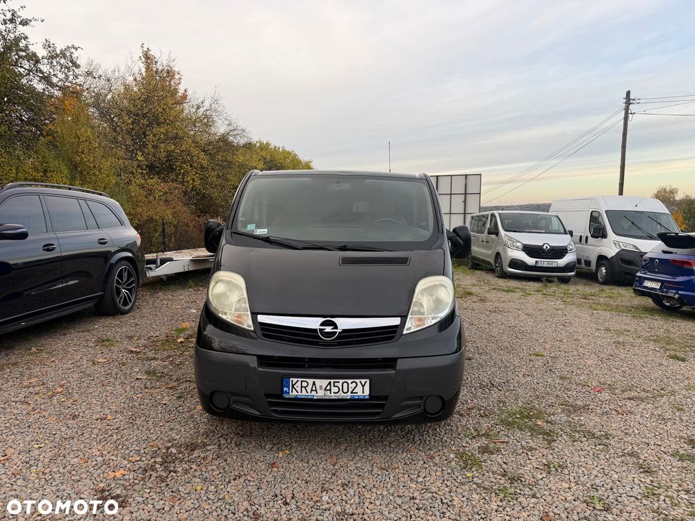 Opel Vivaro - 14