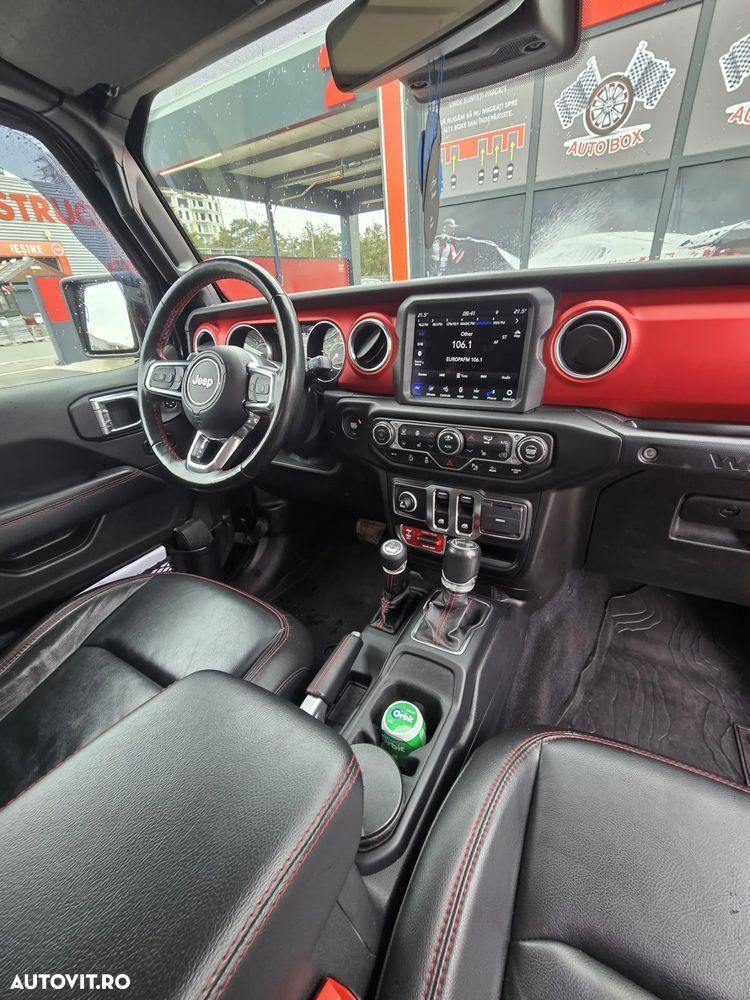 Jeep Wrangler 2.0 T-GDI Hardtop AWD Automatik Rubicon - 17