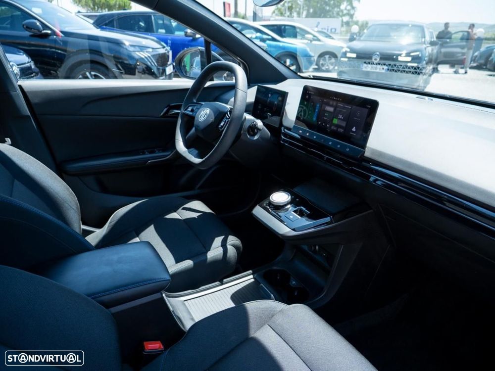 MG MG4 64 kWh Comfort - 18