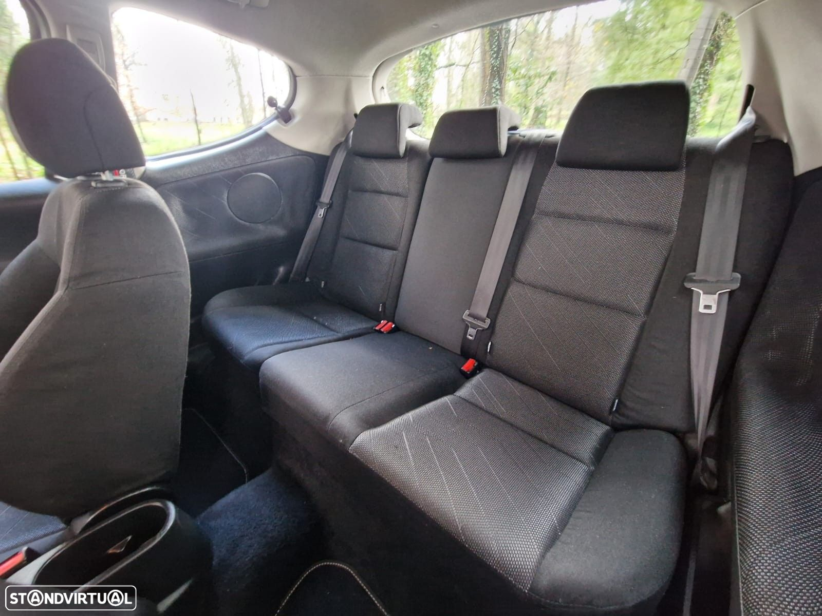 Peugeot 207 1.6 HDi Sport - 33