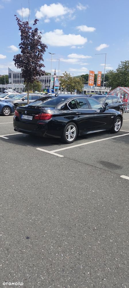 BMW F10 2011 photo 2