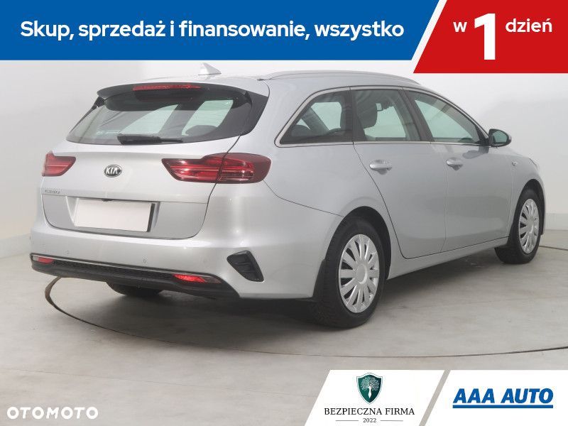 Kia Ceed - 7
