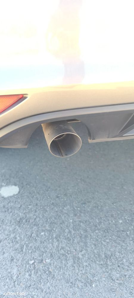 Volkswagen Golf 1.6 TDI DPF BMT Comfortline - 7