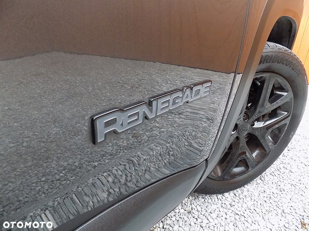 Jeep Renegade 1.3 T-GDI Automatik Limited - 23